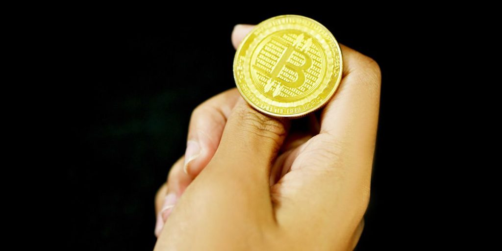 Crypto Market Update: Binance Eyes US Re-Entry After Trump Pardons Founder