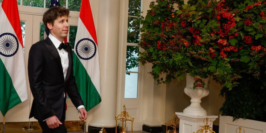 OpenAI, Anthropic, Perplexity Expand in India for Next Billion Users OpenAI, Anthropic, Perplexity Expand in India for Next Billion Users